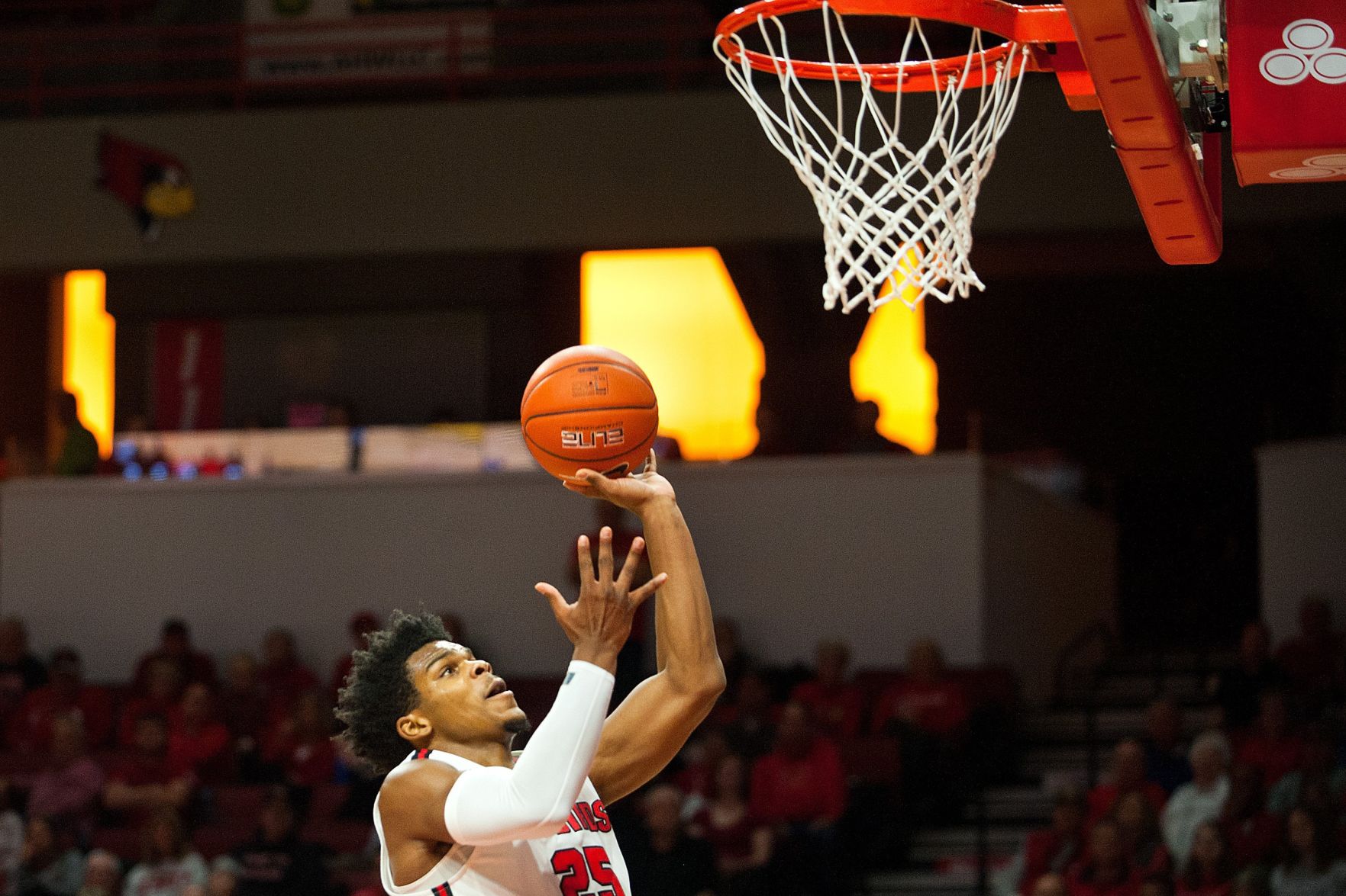 010820-blm-spt-12isuhoops